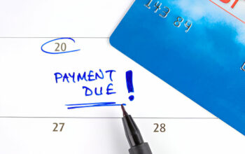 unraveling the reasons behind late b2b payments that might cause the domino effect